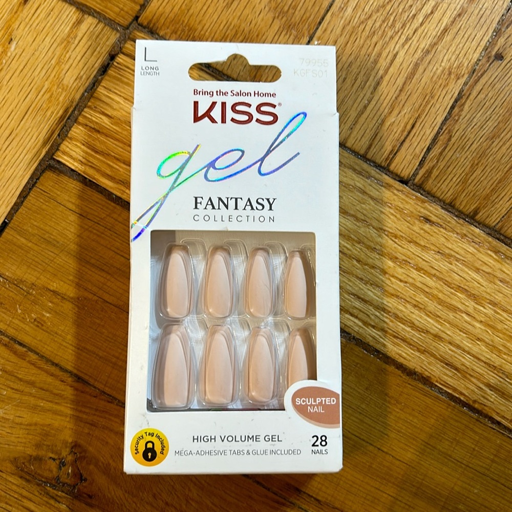 KISS Gel Fantasy Nude Press-On Nails Long Sculpted 28 Nails